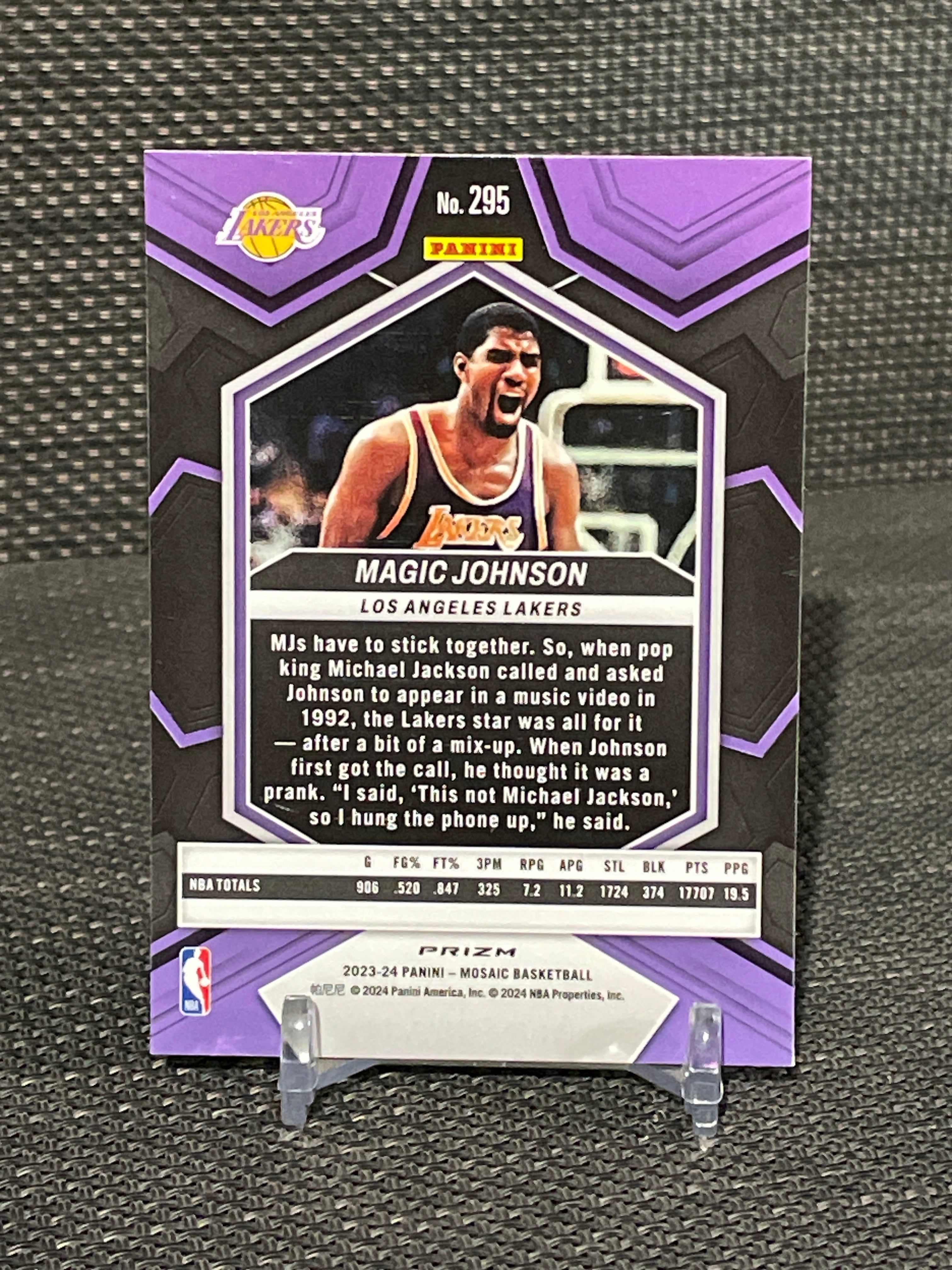 2023-24 Mosaic Magic Johnson Genesis Prizm
